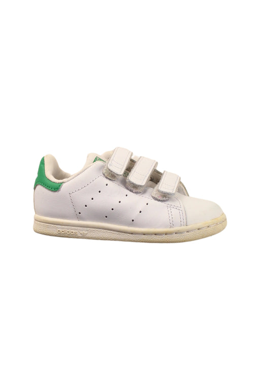 A White Sneakers from Adidas in size 18-24M for boy. (Front View)