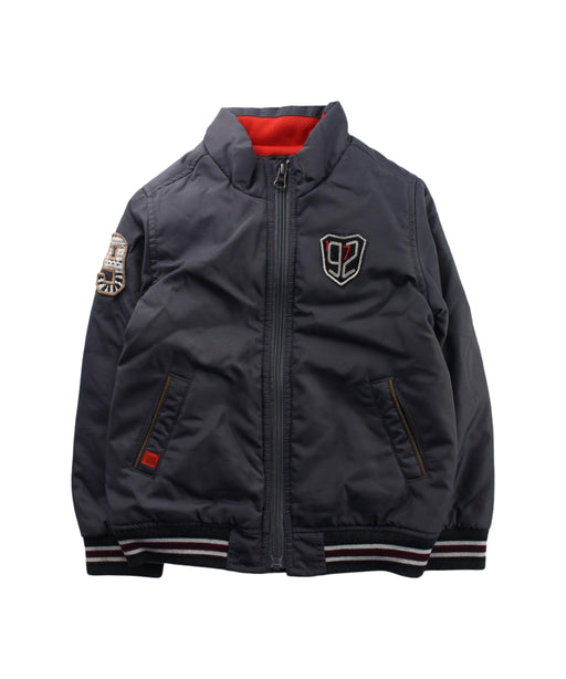 A Grey Lightweight Jackets from Catimini in size 4T for boy. (Front View)