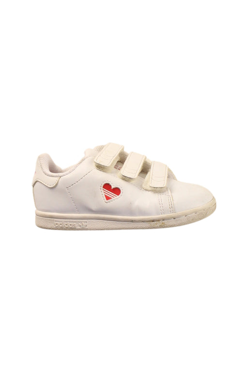 A White Sneakers from Adidas in size 3T for girl. (Front View)