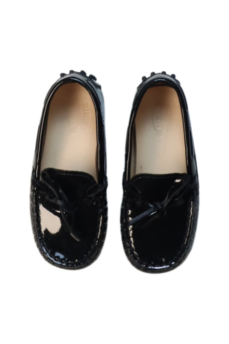 A Black Loafers & Moccasins from Tod’s in size 3T for girl. (Back View)