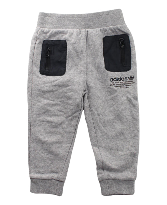 A Grey Sweatpants from Adidas in size 6-12M for boy. (Front View)