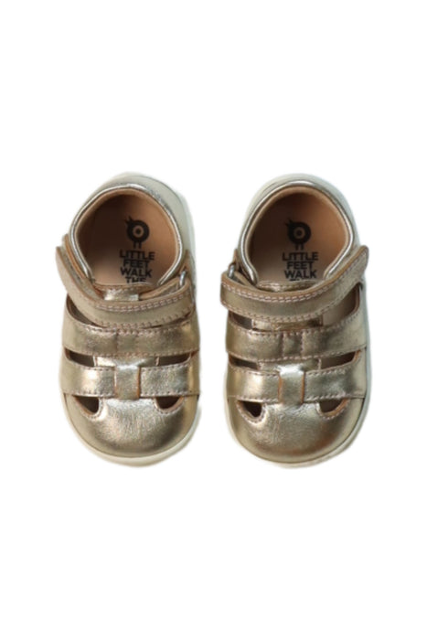 A Gold Sandals from Old Soles in size 12-18M for girl. (Back View)