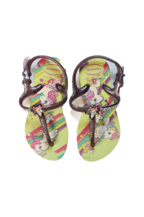 A Multicolour Sandals from Havaianas in size 3T for girl. (Back View)