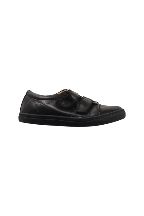 A Black Dress Shoes from Petasil in size 12Y for boy. (Front View)