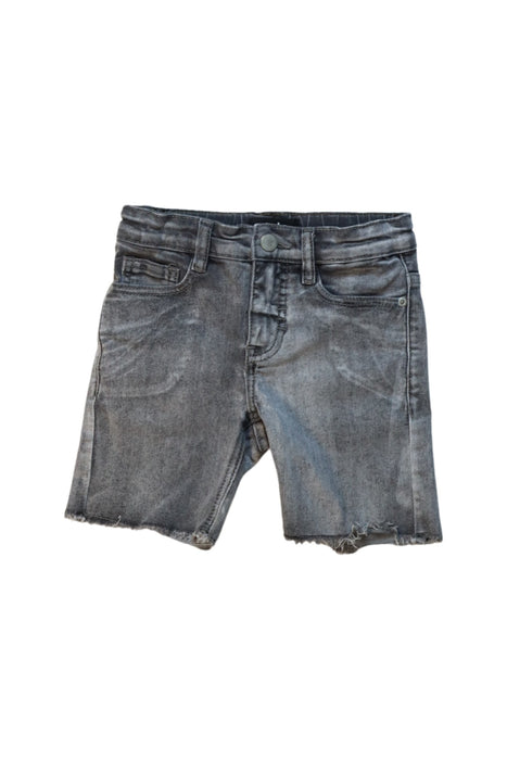 A Grey Shorts from Molo in size 7Y for boy. (Front View)