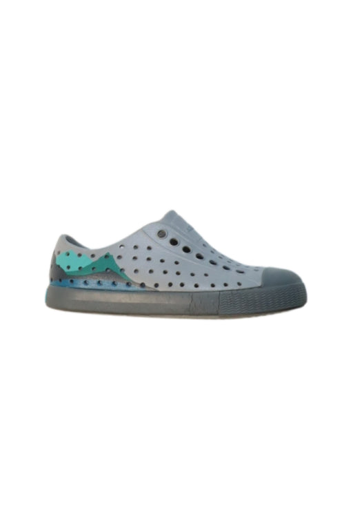 A Grey Aqua Shoes from Native Shoes in size 3T for boy. (Front View)