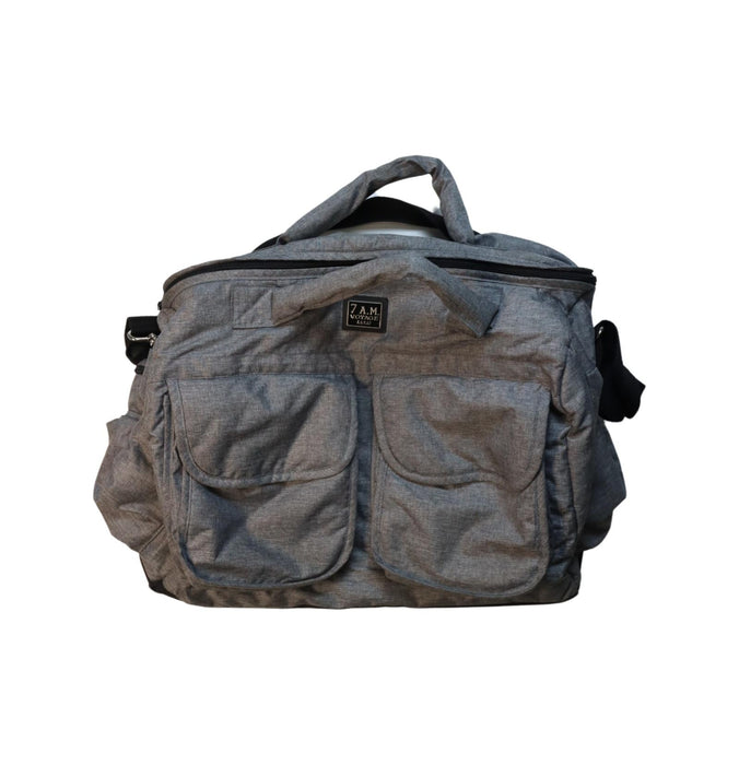 A Grey Diaper Bags from 7am Voyage in size O/S for neutral. (Front View)