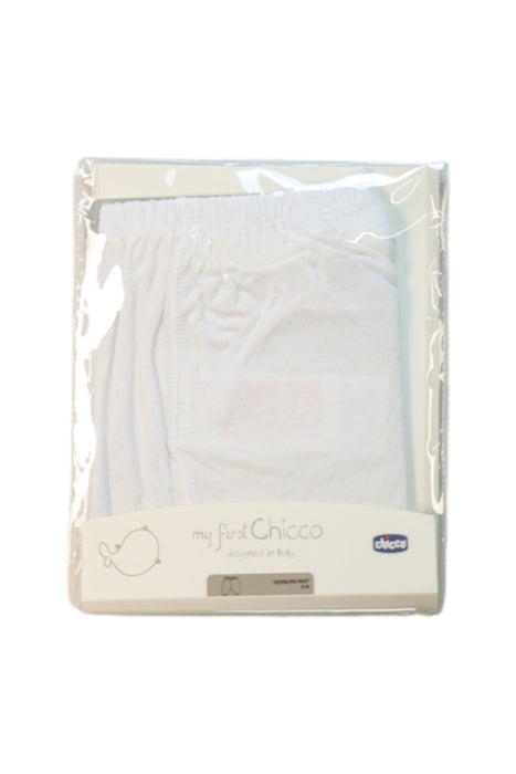 A White Casual Pants from Chicco in size 3-6M for neutral. (Front View)