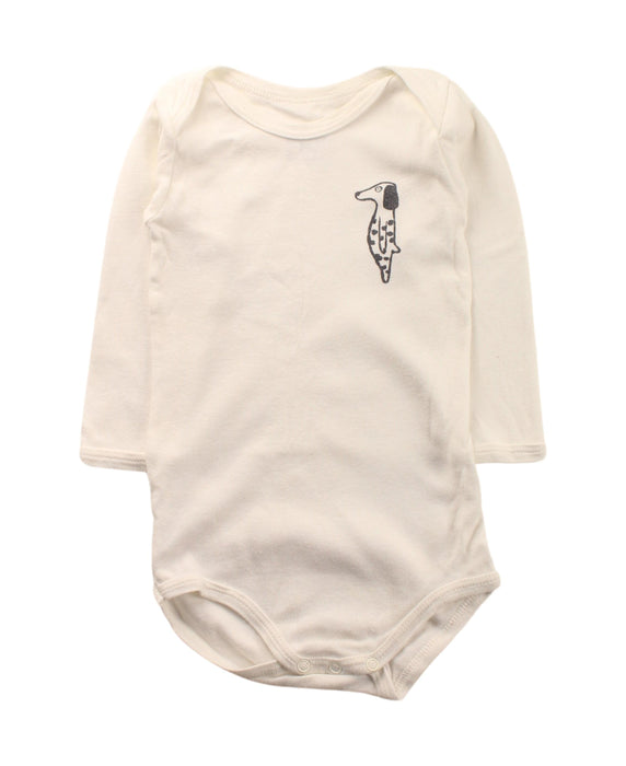 A White Long Sleeve Bodysuits from Petit Bateau in size 6-12M for neutral. (Front View)