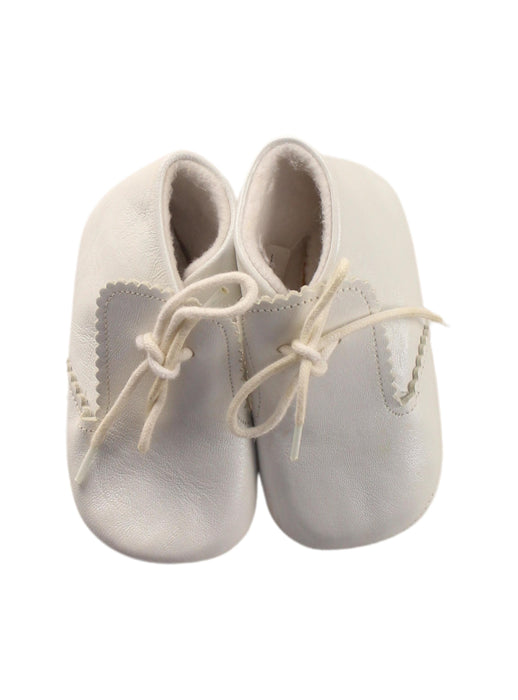 A White Casual Boots from Jacadi in size 12-18M for girl. (Back View)