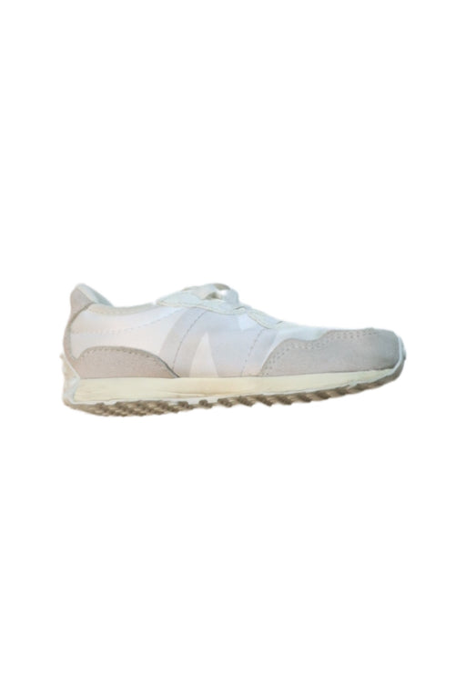 A White Sneakers from New Balance in size 3T for neutral. (Front View)