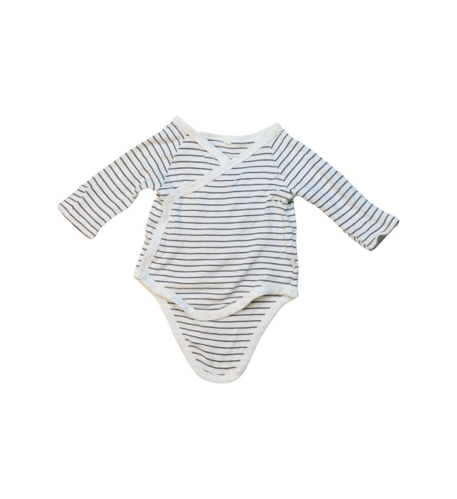 A Black Long Sleeve Bodysuits from Mori in size 0-3M for neutral. (Front View)