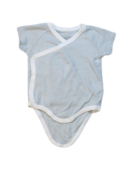 A White Short Sleeve Bodysuits from Mori in size 3-6M for neutral. (Front View)