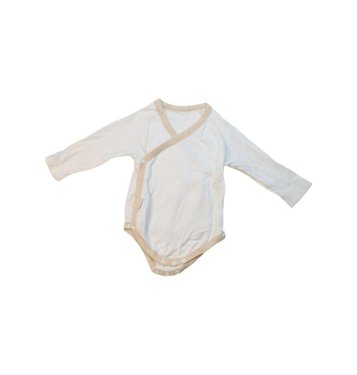 A Beige Long Sleeve Bodysuits from Natures Purest in size 3-6M for neutral. (Front View)