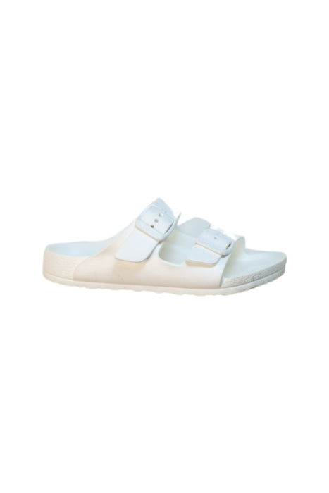 A White Sandals from Birkenstock in size 6T for neutral. (Front View)