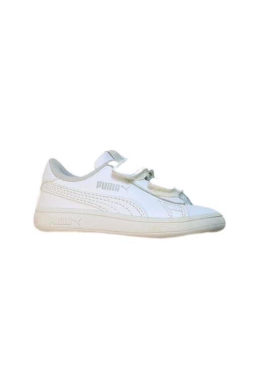A White Sneakers from Puma in size 12-18M for neutral. (Front View)