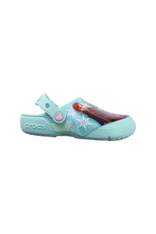 A Blue Sandals from Crocs in size 5T for girl. (Front View)