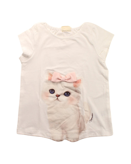 A White Short Sleeve T Shirts from Momonittu in size 4T for girl. (Front View)