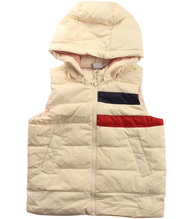 A Ivory Outerwear Vests from Petit Bateau in size 4T for boy. (Front View)