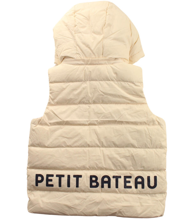 A Ivory Outerwear Vests from Petit Bateau in size 4T for boy. (Back View)