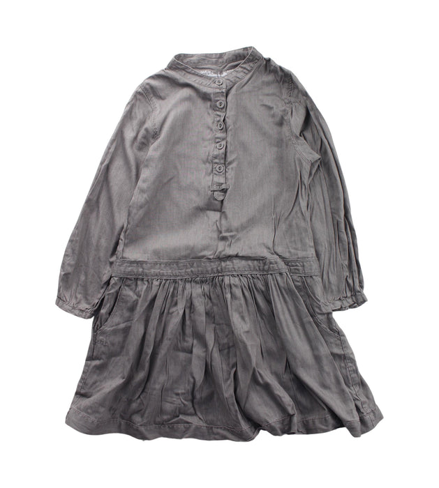 A Grey Long Sleeve Dresses from Chateau de Sable in size 6T for girl. (Front View)