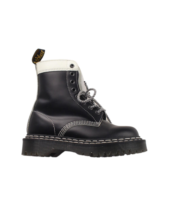 A Black Casual Boots from Dr. Martens in size 11Y for boy. (Front View)