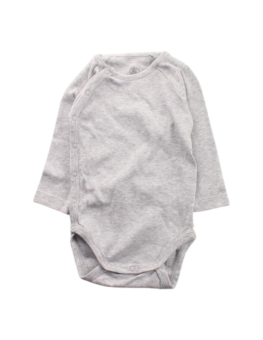 A Grey Long Sleeve Bodysuits from Petit Bateau in size 3-6M for boy. (Front View)