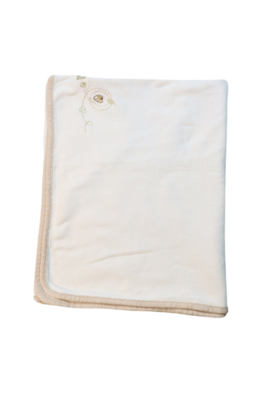 A White Blankets from Natures Purest in size O/S for neutral. (Front View)