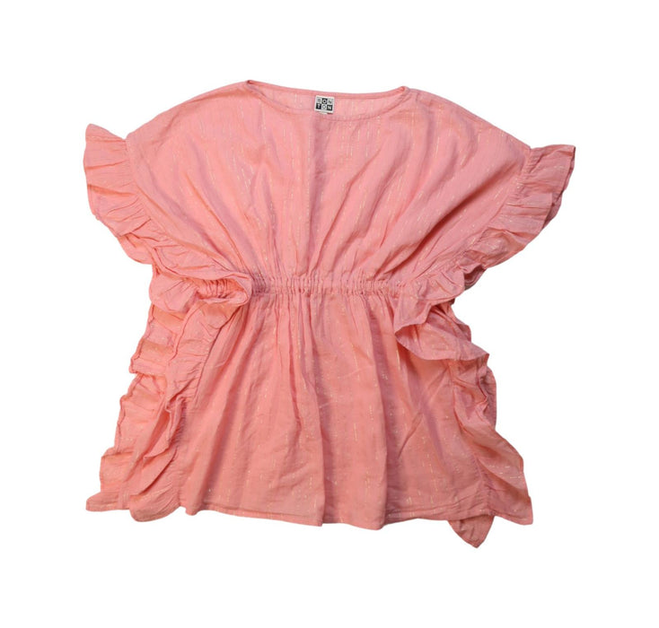 A Pink Short Sleeve Tops from Bonton in size 6T for girl. (Front View)