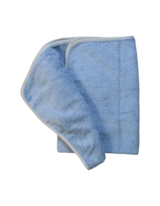 A Blue Towels from Barnabé aime le café in size O/S for neutral. (Back View)