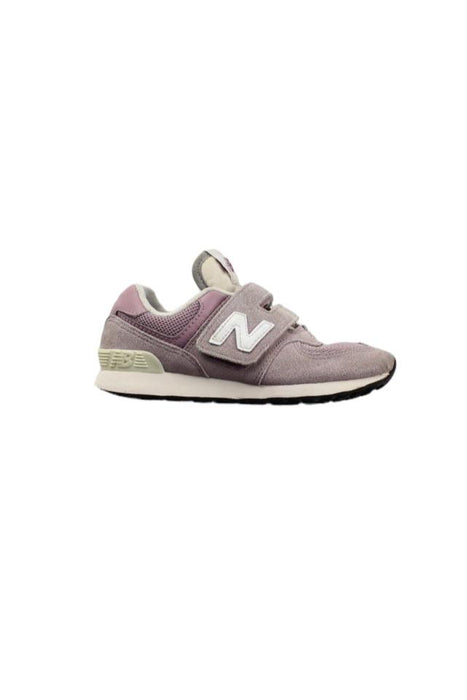 A Pink Sneakers from New Balance in size 6T for girl. (Front View)