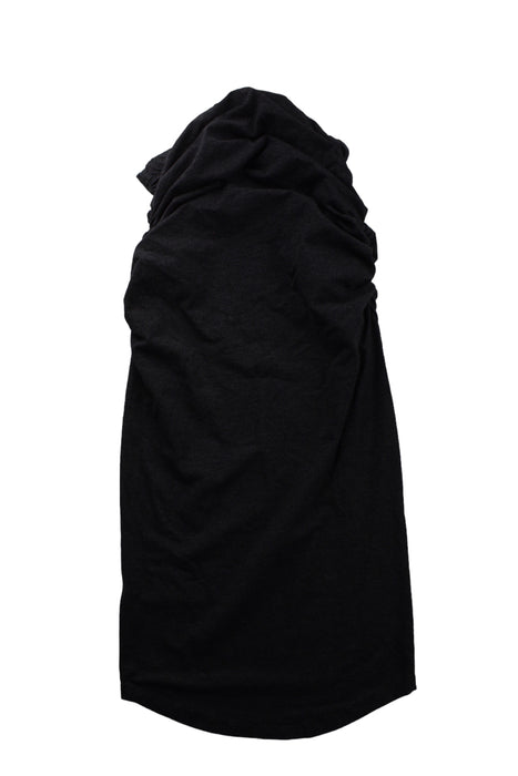 A Black Long Skirts from Monrow in size XS for maternity. (Back View)