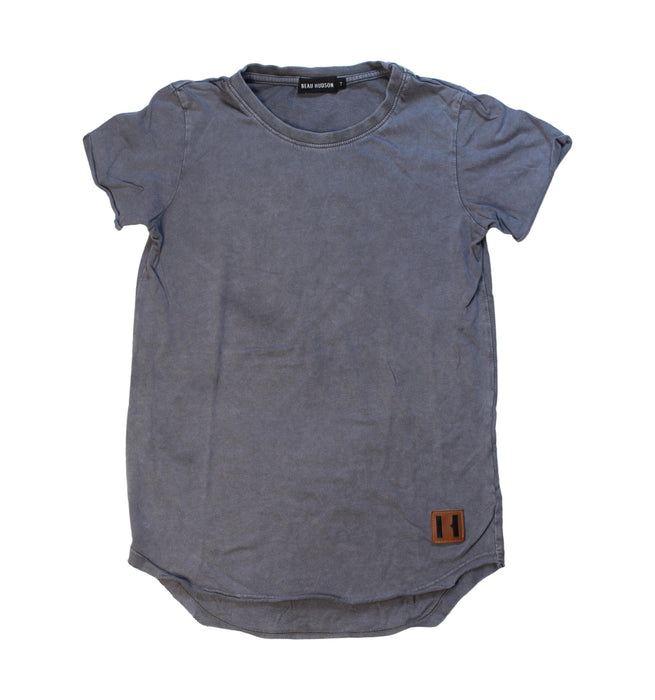 A Grey Short Sleeve T Shirts from Beau Hudson in size 7Y for boy. (Front View)