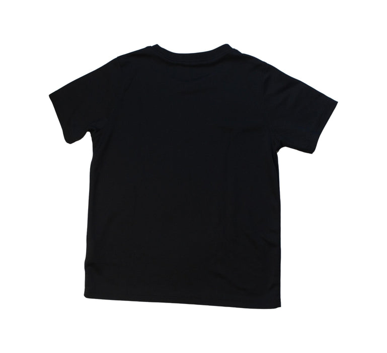 A Black Active Tops from Nike in size 6T for boy. (Back View)