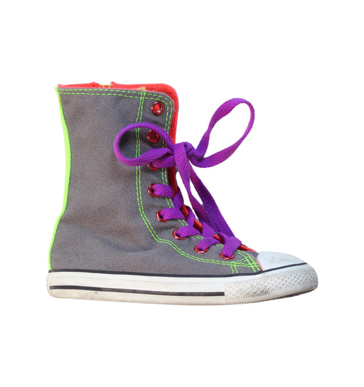 A Multicolour Sneakers from Converse in size 3T for girl. (Front View)