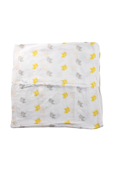 A White Blankets from Malabar Baby in size O/S for neutral. (Front View)