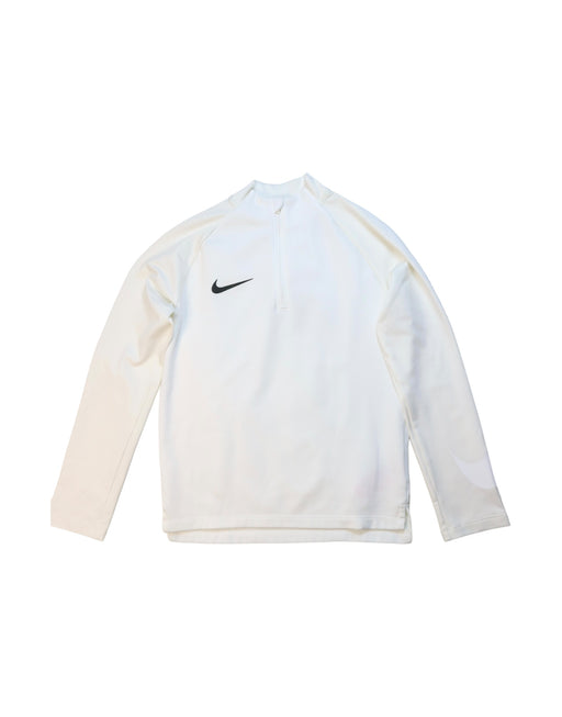 A White Active Tops from Nike in size 8Y for boy. (Front View)