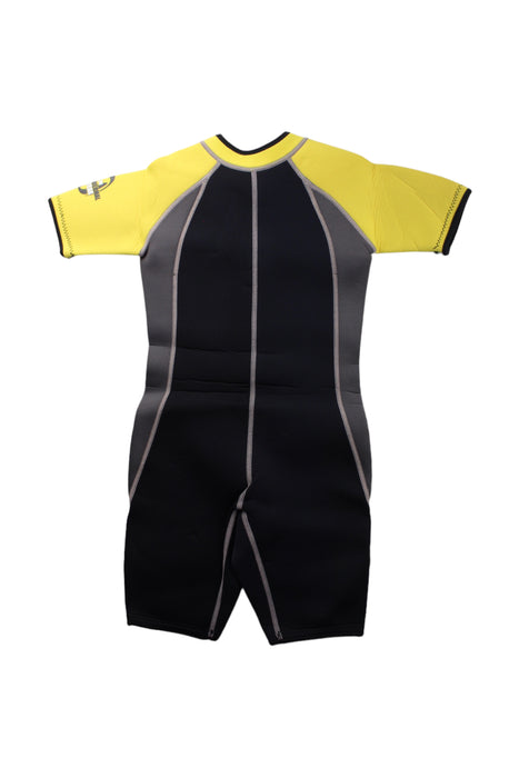 A Black Wetsuits from TYR in size 8Y for boy. (Back View)