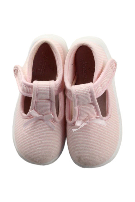 A White Flats from Jacadi in size 3T for girl. (Back View)