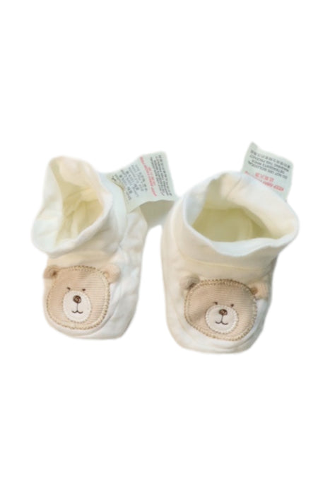 A Multicolour Boots & Booties from Natures Purest in size 0-3M for neutral. (Front View)