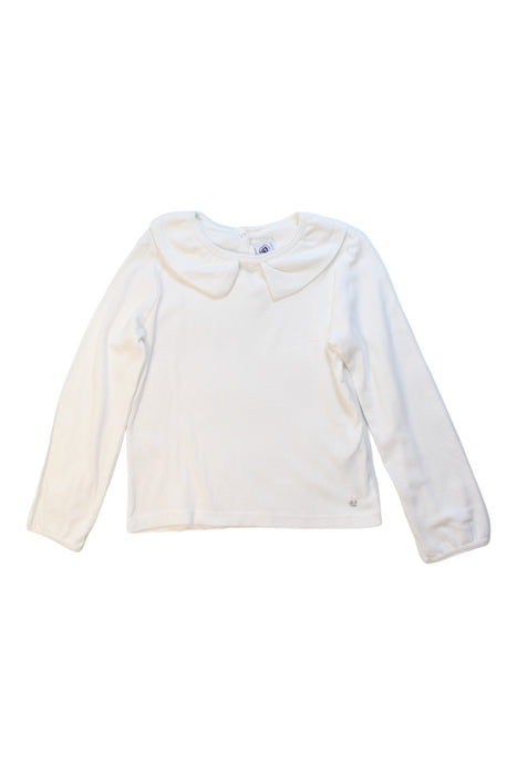 A White Long Sleeve Tops from Petit Bateau in size 6T for girl. (Front View)