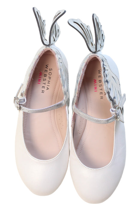 A Ivory Flats from Sophia Webster in size 6T for girl. (Back View)