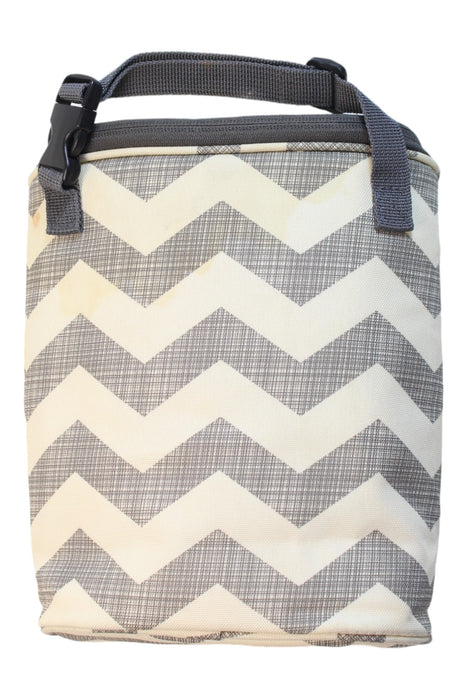 A Grey Diaper Bags from Skip Hop in size O/S for neutral. (Back View)