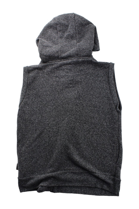 A Grey Outerwear Vests from Nununu in size 6T for girl. (Back View)