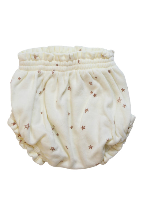 A White Bloomers from Quincy Mae in size 0-3M for girl. (Back View)