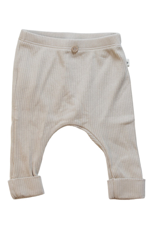 A White Sweatpants from 1 + in the family in size 0-3M for neutral. (Front View)