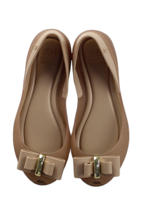 A Beige Flats from Melissa in size 6T for girl. (Back View)