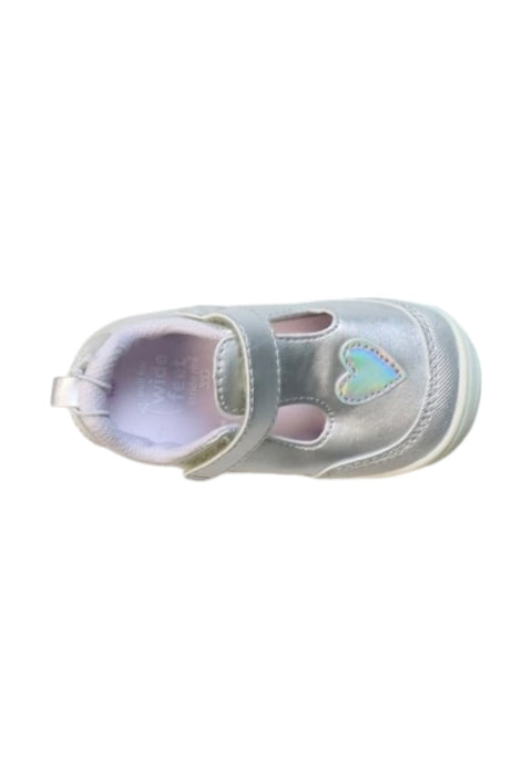 A Multicolour Flats from Stride Rite in size 18-24M for girl. (Front View)