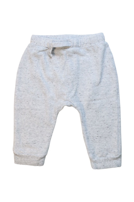 A Grey Sweatpants from Seed in size 12-18M for boy. (Front View)