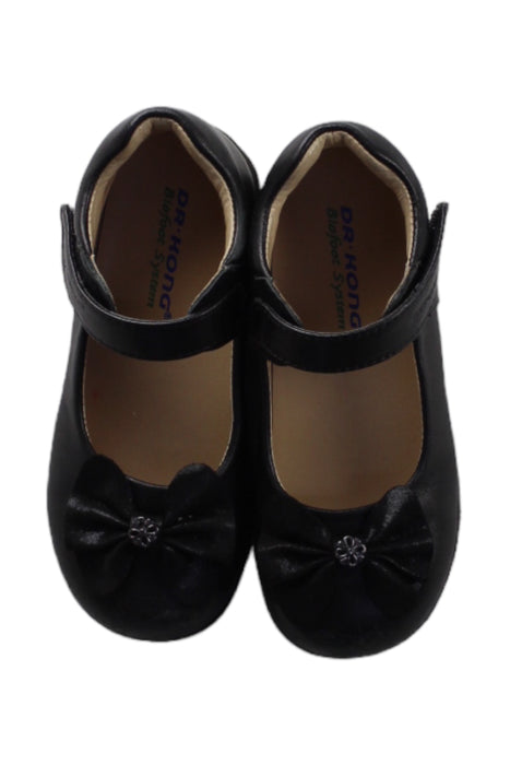 A Black Flats from Dr. Kong in size 3T for girl. (Back View)